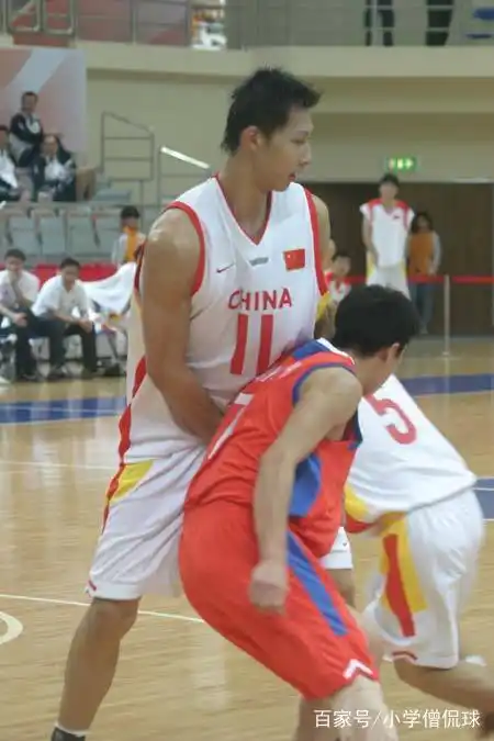野球场最基本的篮球规则_篮球野球场用什么规则_野球场篮球比赛