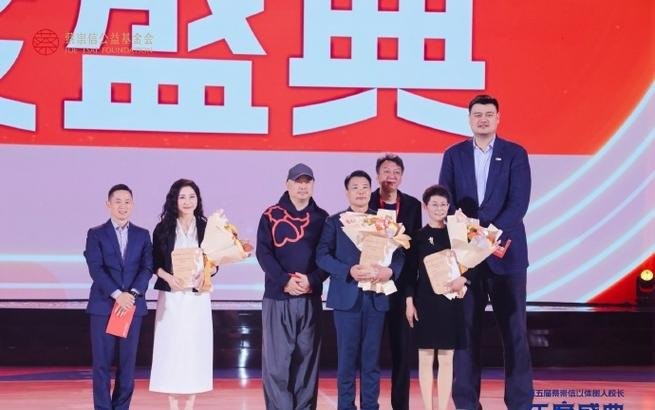 篮球史上排行榜_历史上最强篮球赛_历史最强篮球队