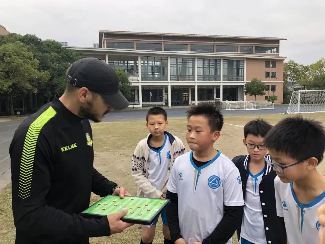 白马湖杯2020_滨江区白马湖杯足球赛2019_滨江区白马湖杯足球冠军
