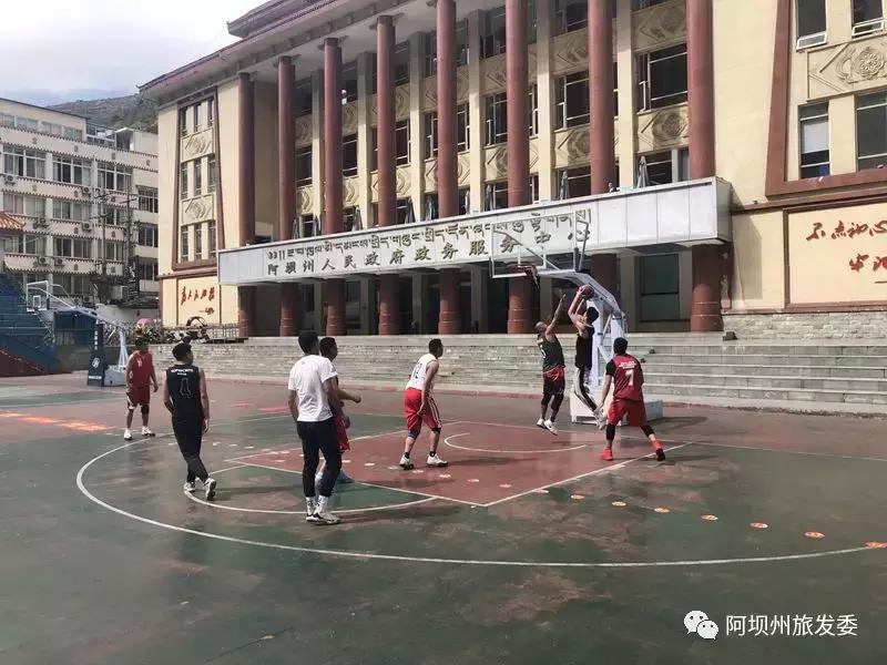 凉山州篮球队伍强_凉山篮球比赛赛制规则是什么_凉山州篮球