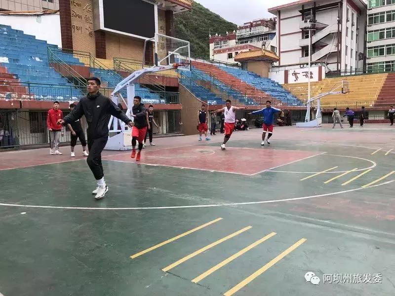 凉山州篮球_凉山州篮球队伍强_凉山篮球比赛赛制规则是什么